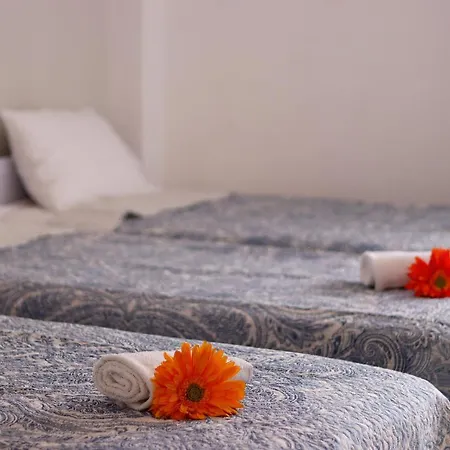 Alexandris Apartmanhotel Políhrono